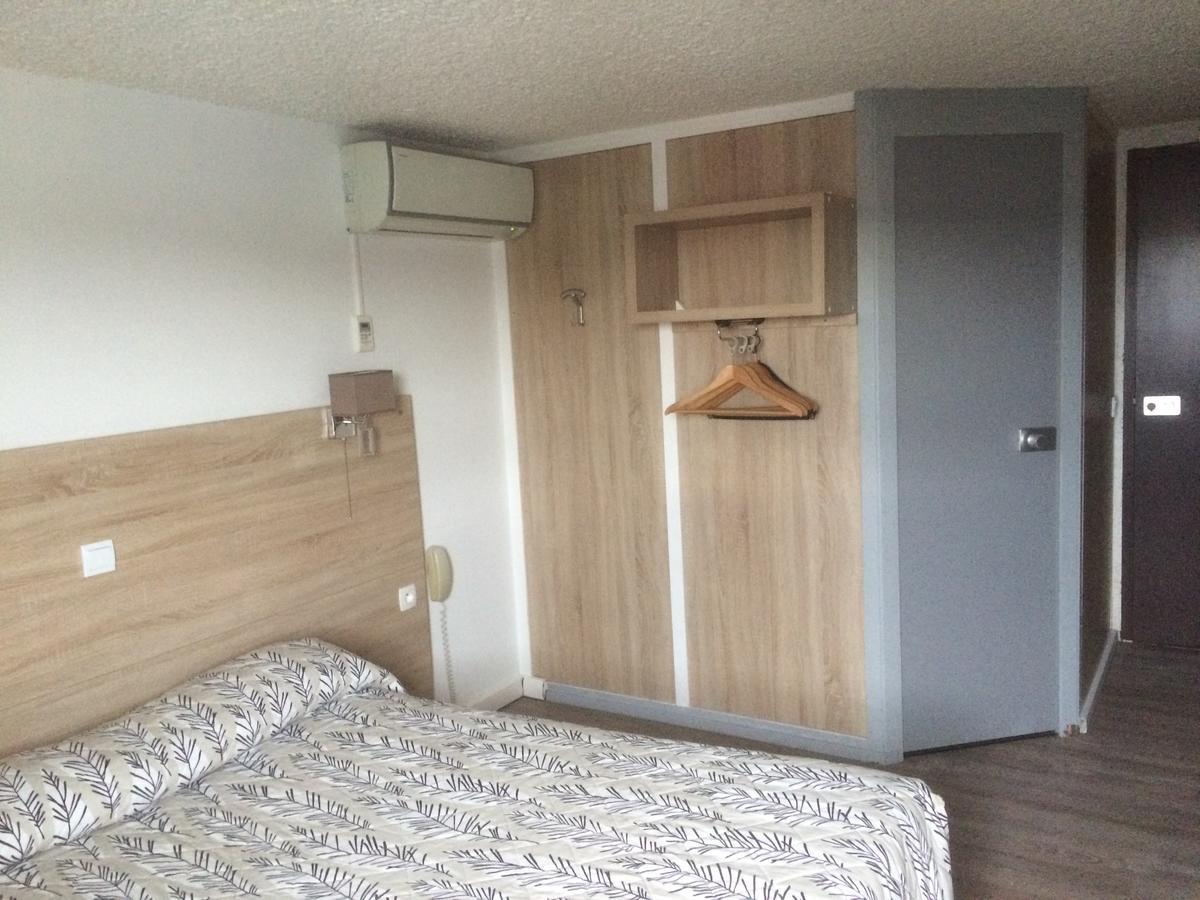 Hotel Les Tourrades คานส์ ภายนอก รูปภาพ
