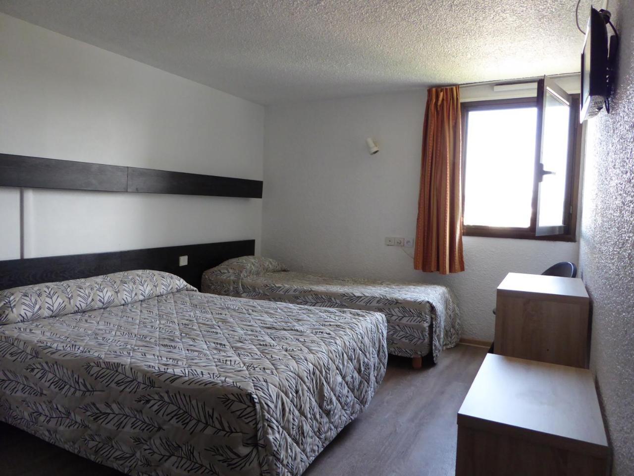 Hotel Les Tourrades คานส์ ภายนอก รูปภาพ